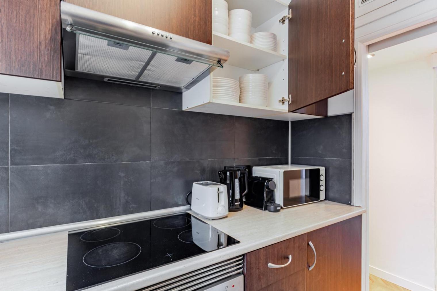 Blueground Sant Gervasi Ac Balcony Nr Market Bcn-181 Apartamento Barcelona