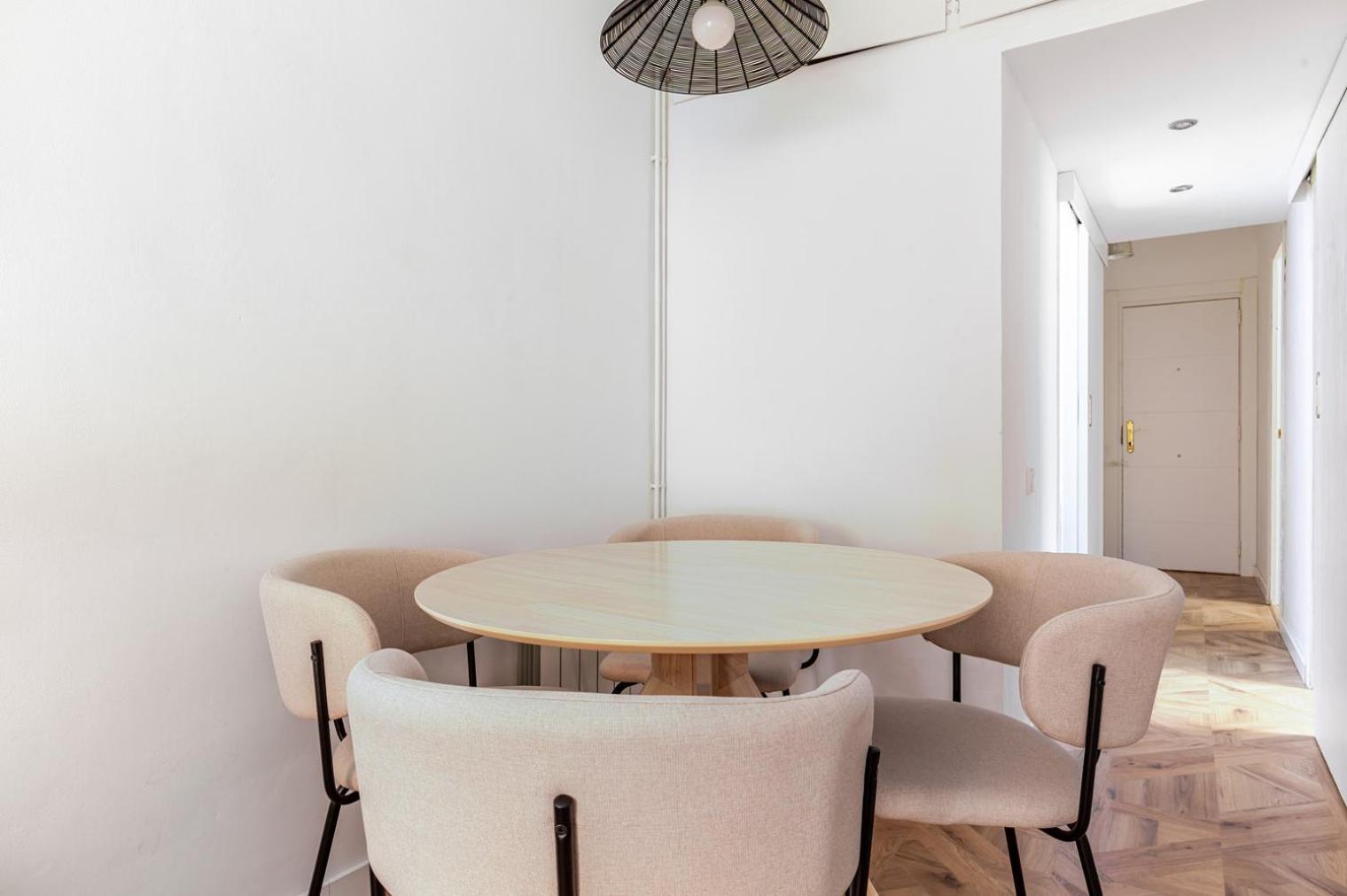 Apartamento Blueground Sant Gervasi Ac Balcony Nr Market Bcn-181 Barcelona