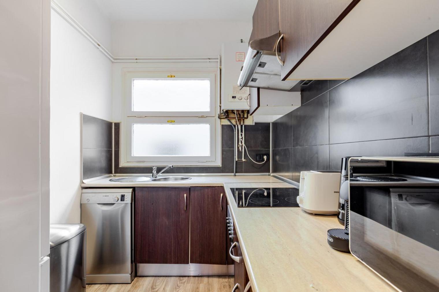 Blueground Sant Gervasi Ac Balcony Nr Market Bcn-181 *
